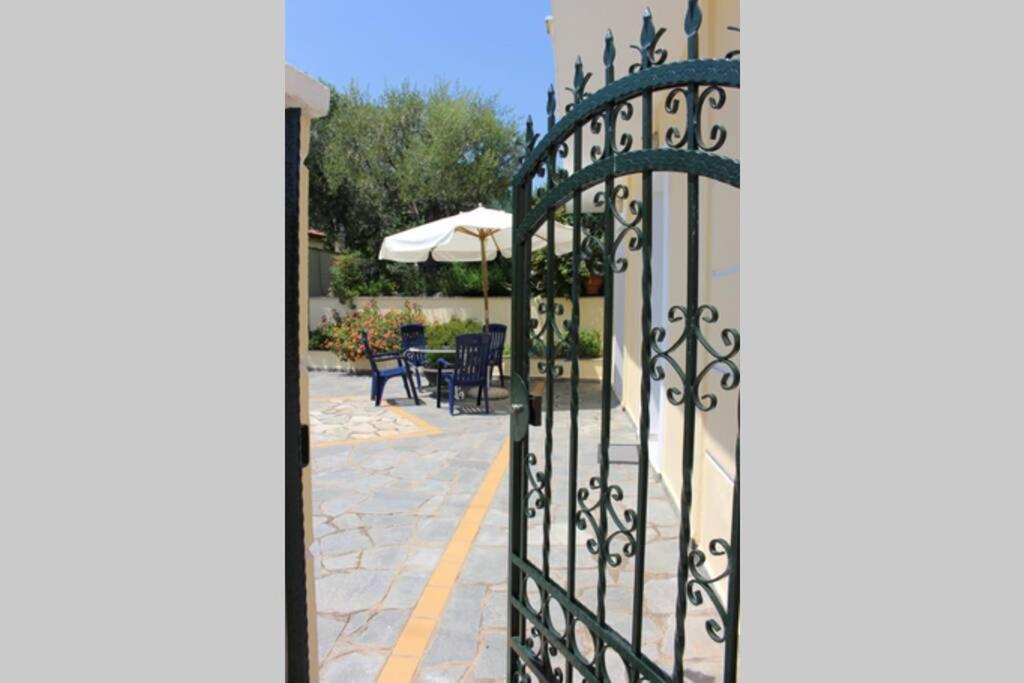 Tropical Paradise PalaiónTsiflíkion Εξωτερικό φωτογραφία